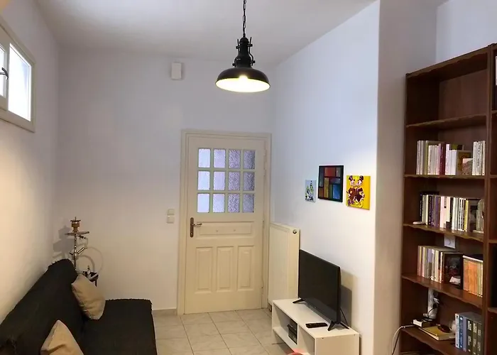 Cozy And Peaceful In The Center Of Naxos Апартаменты *